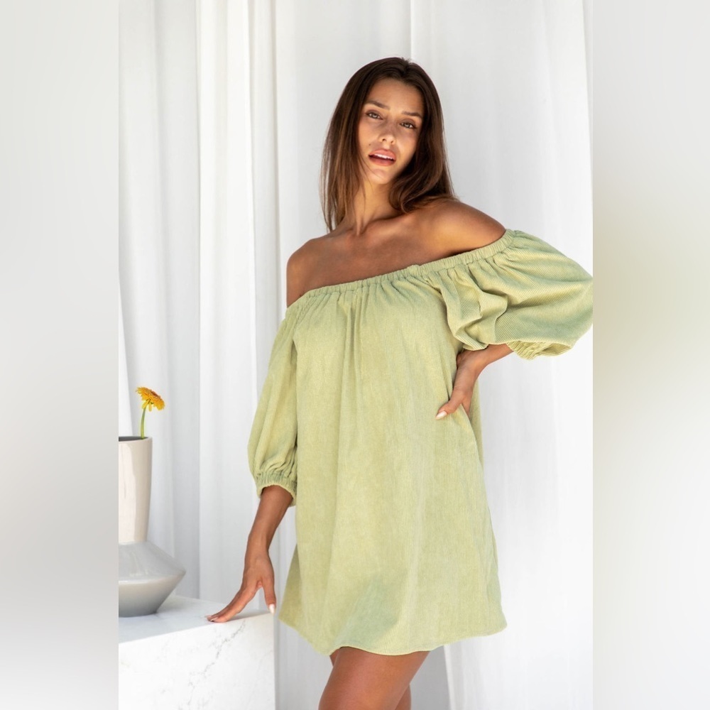 NWT GIRL & THE SUN REFRESH MINI DRESS S GREEN CORDUROY PUFF SLEEVE 10/12